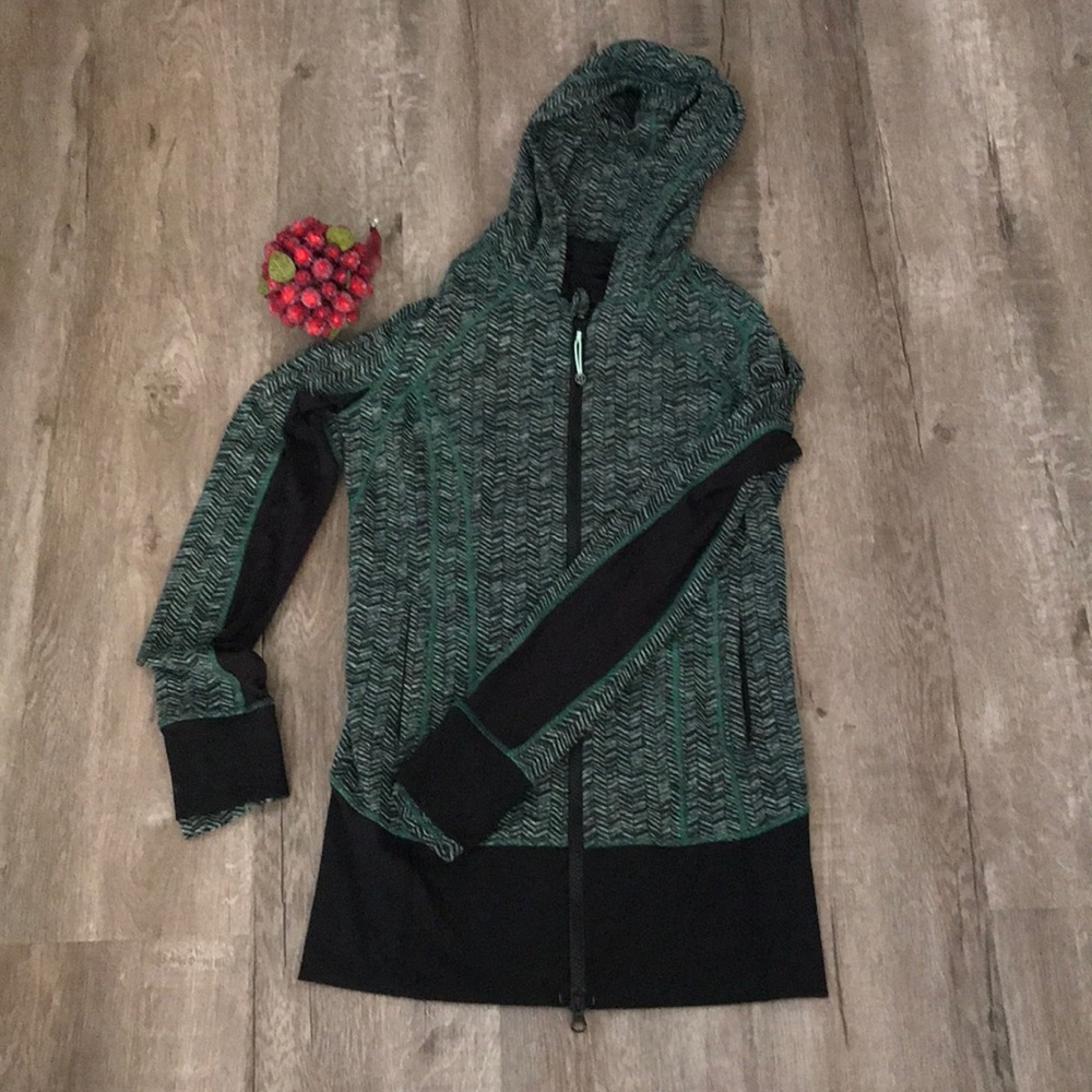 Lululemon Athletes Jacket